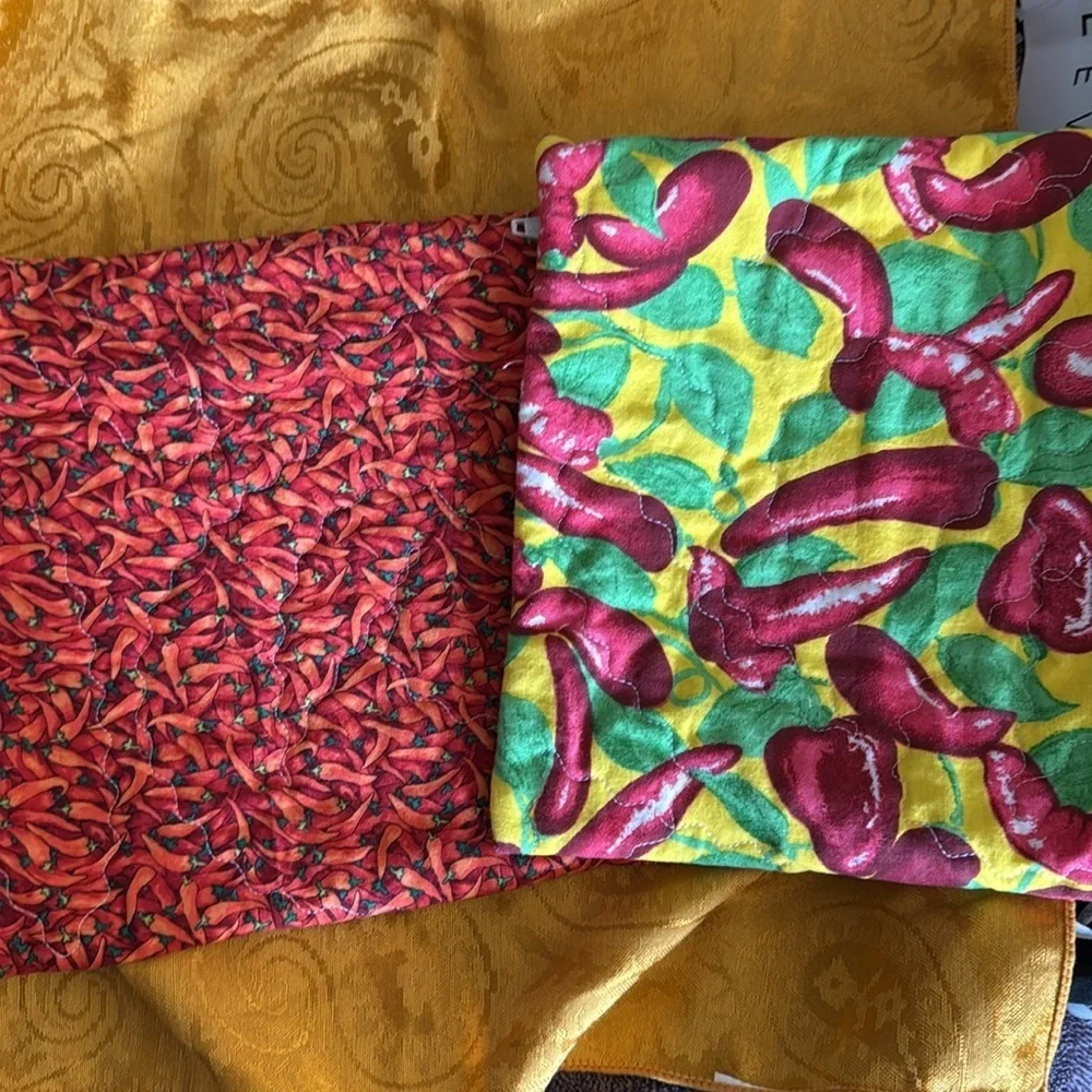 Set of 2 Handmade Quilted Chili Pepper Print Bags